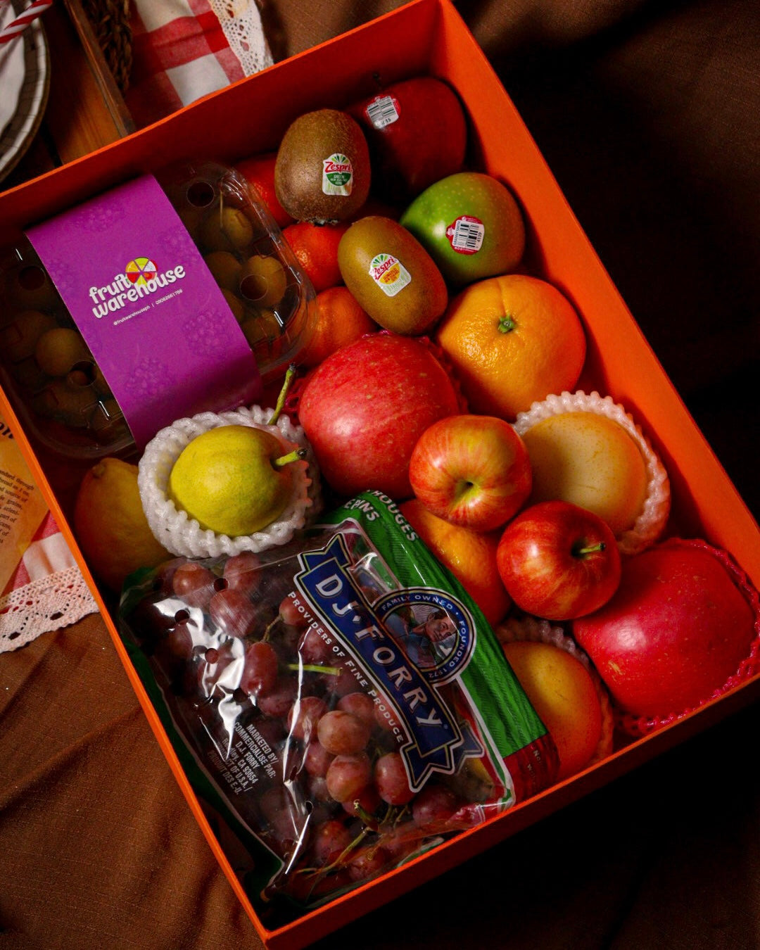 Medium 12 Round Fruits