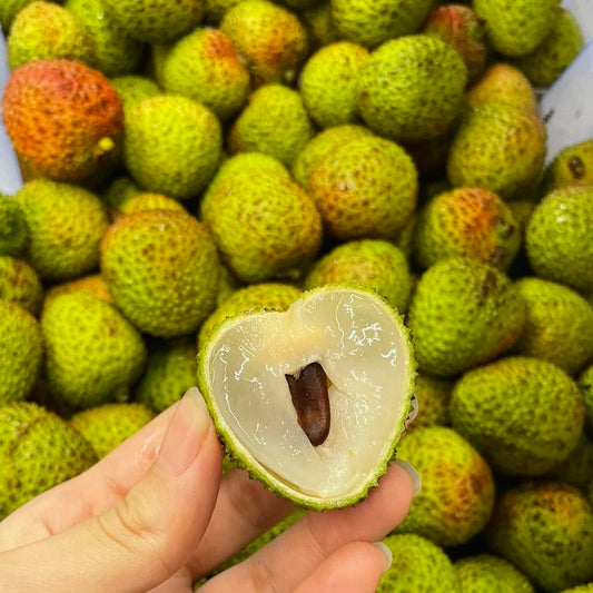 Sweet Lychees (small seed)